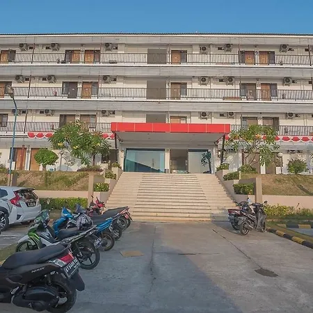 Reddoorz Near Living Plaza Balikpapan-3